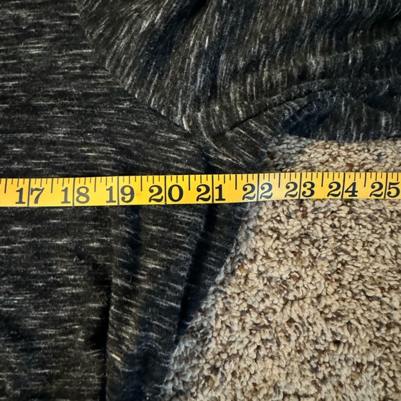 Women Within Size 14-16 black heather color cold shoulder top! - Picture 4 of 6